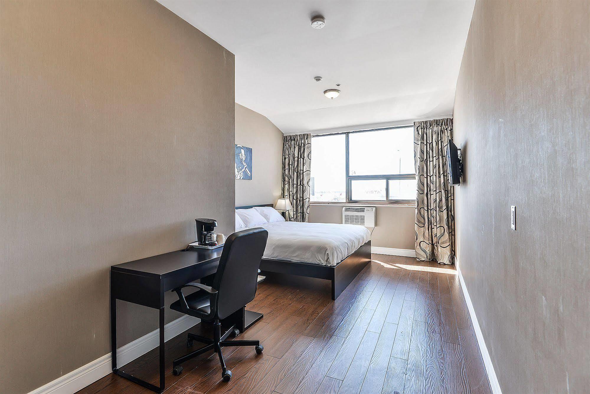 Nu Toronto Airport Hotel